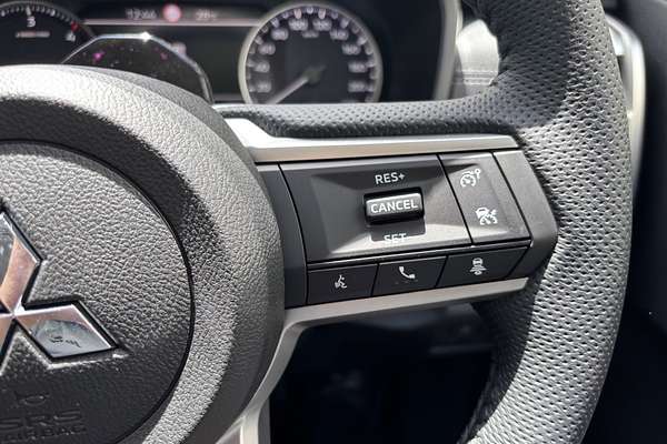 2024 Mitsubishi Triton GLS MV 4X4
