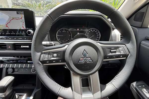 2024 Mitsubishi Triton GLS MV 4X4