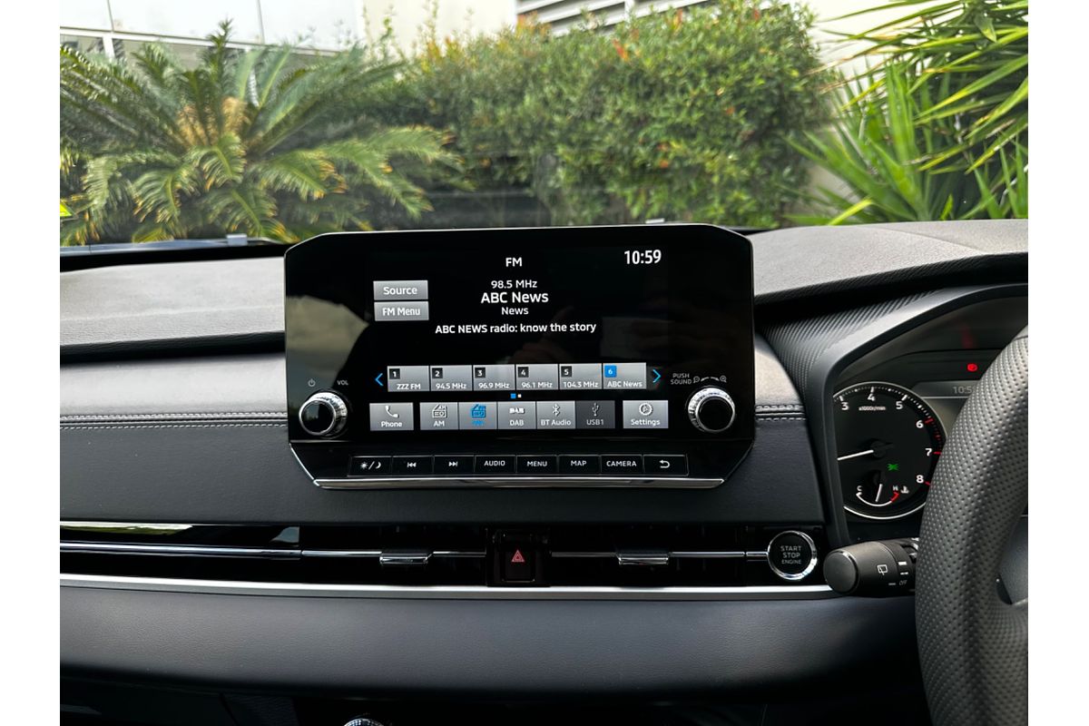 2024 Mitsubishi Outlander LS ZM