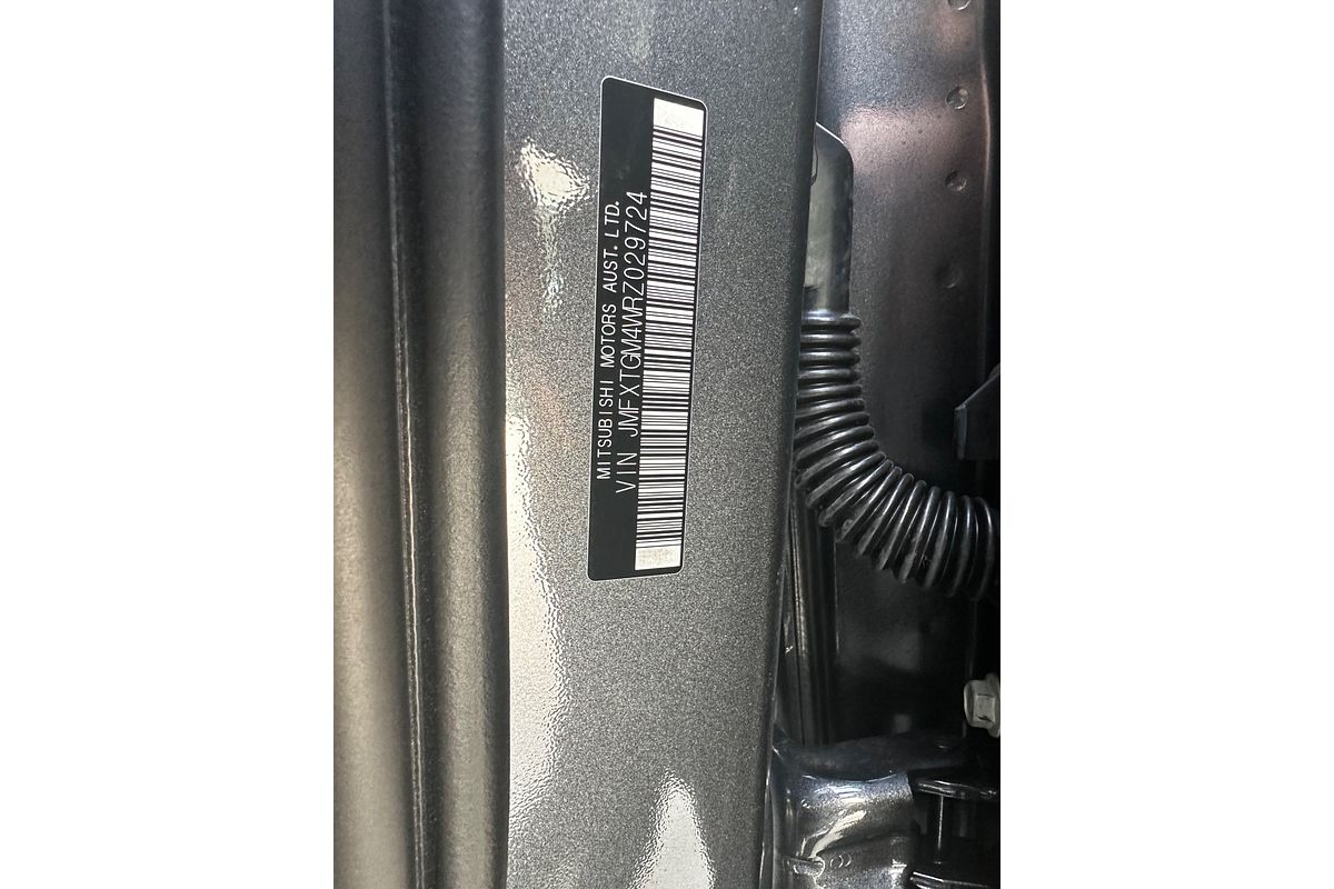 2024 Mitsubishi Outlander LS ZM