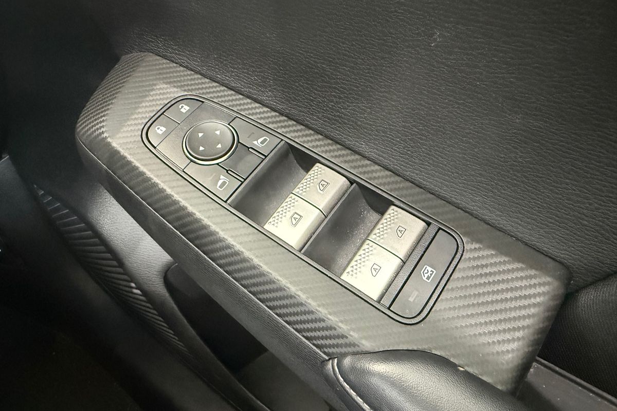 2023 Mitsubishi Outlander ES ZM