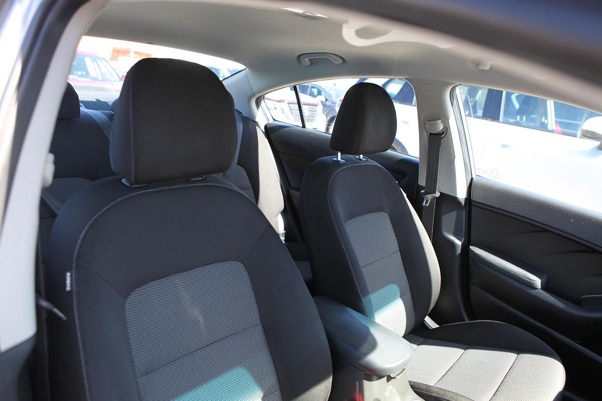 2017 Kia Cerato Sport YD