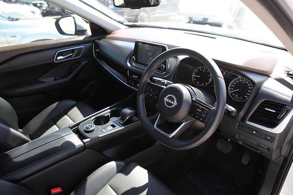 2024 Nissan X-TRAIL ST-L T33