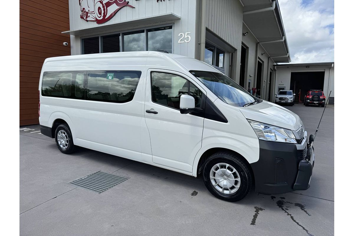 2019 Toyota Hiace Commuter GDH322R