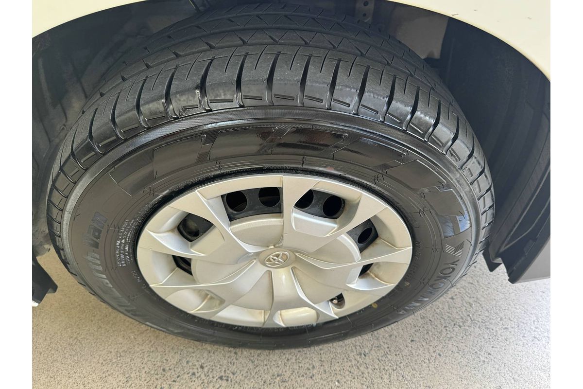 2019 Toyota Hiace Commuter GDH322R