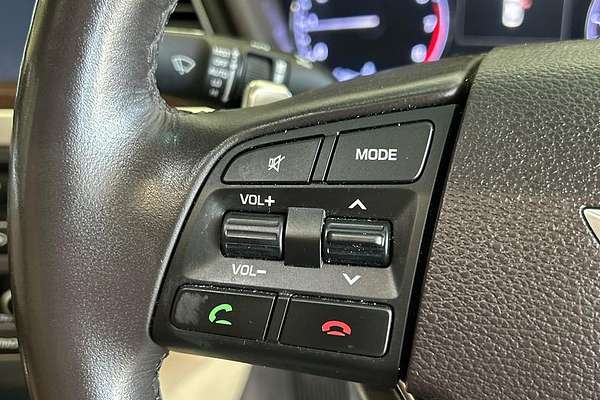 2015 Hyundai Genesis Ultimate Pack DH