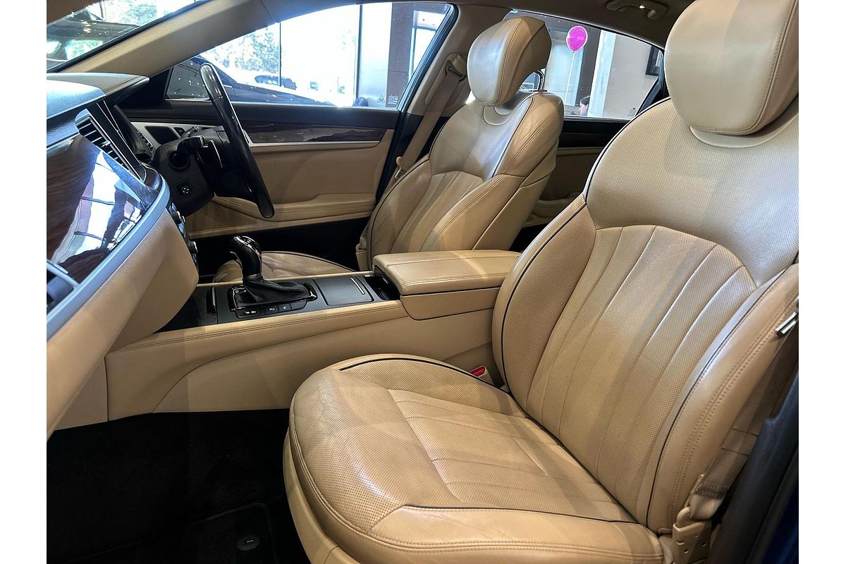 2015 Hyundai Genesis Ultimate Pack DH