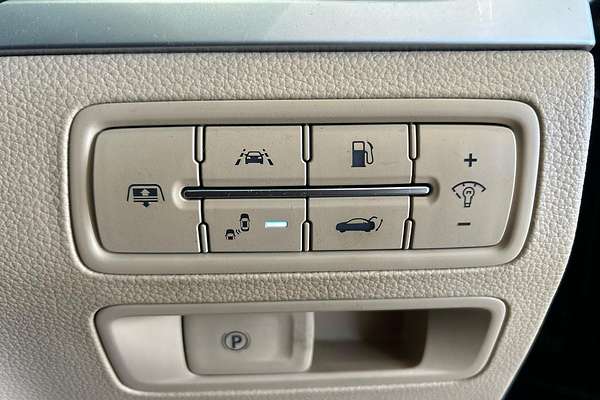 2015 Hyundai Genesis Ultimate Pack DH