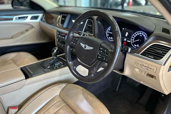 2015 Hyundai Genesis Ultimate Pack DH