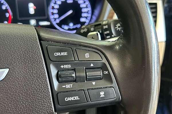 2015 Hyundai Genesis Ultimate Pack DH