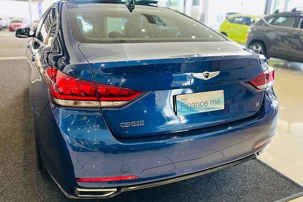 2015 Hyundai Genesis Ultimate Pack DH