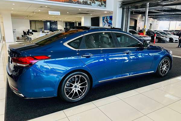 2015 Hyundai Genesis Ultimate Pack DH
