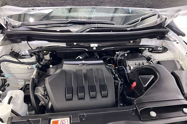2022 Mitsubishi Eclipse Cross ES YB
