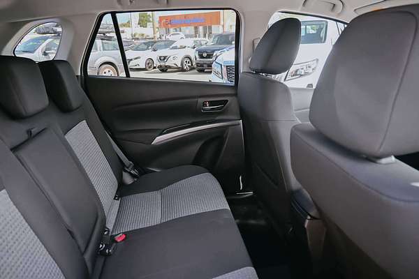 2024 Suzuki S-Cross JYB