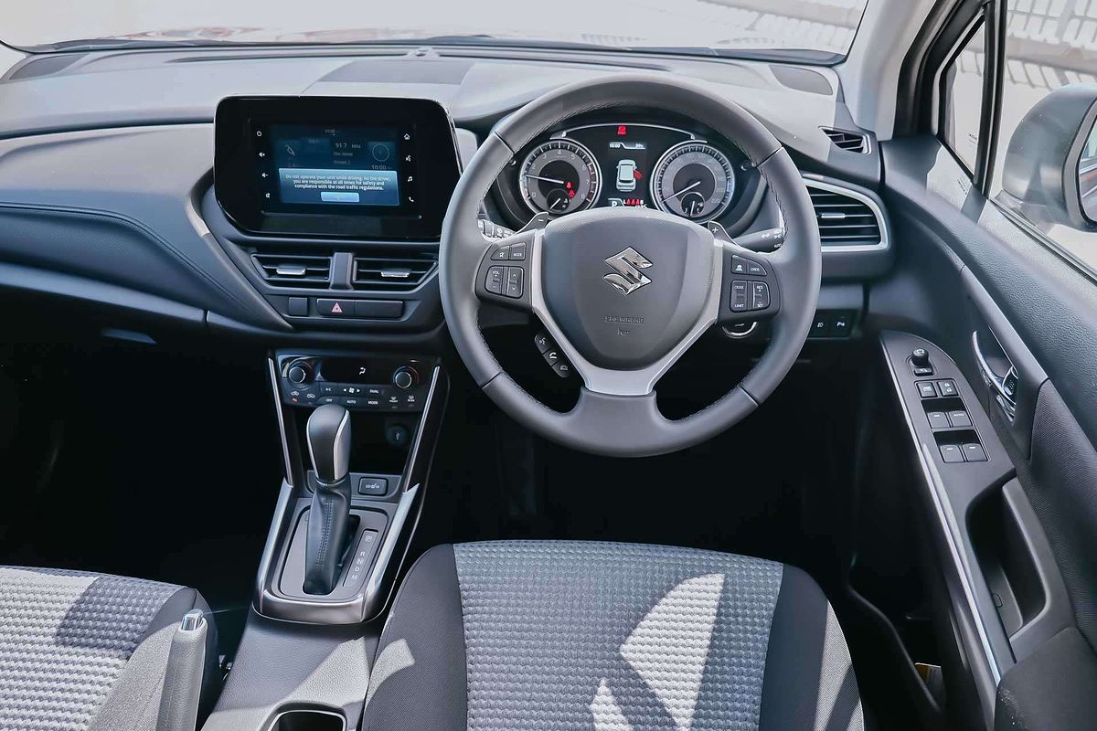2024 Suzuki S-Cross JYB