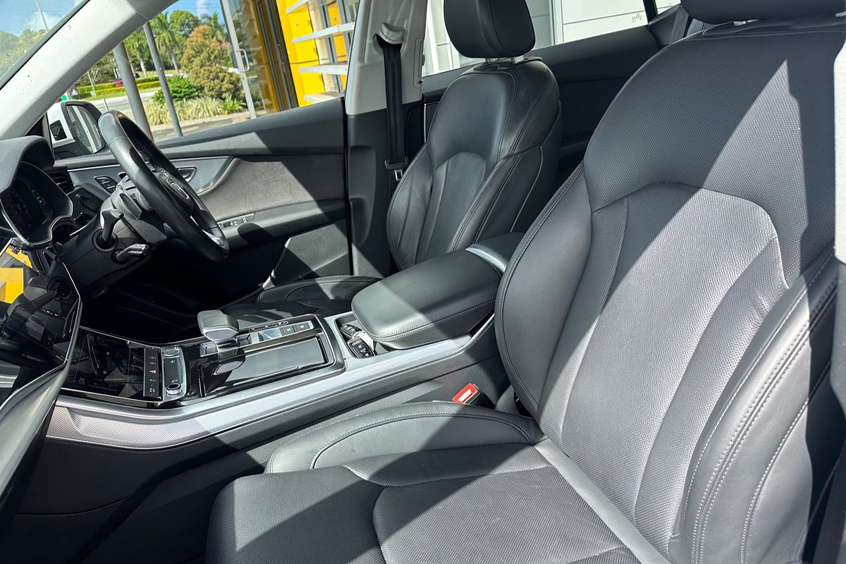 2019 Audi Q8 55 TFSI F1