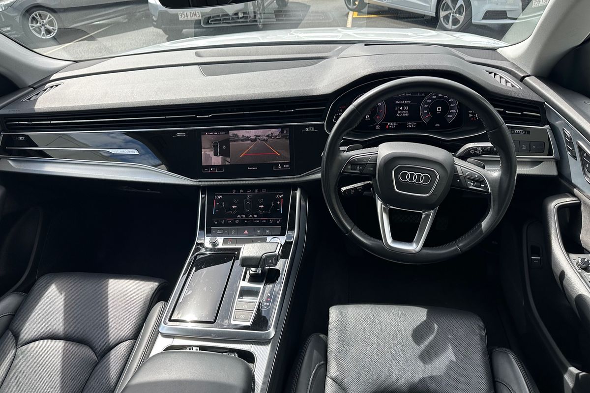 2019 Audi Q8 55 TFSI F1