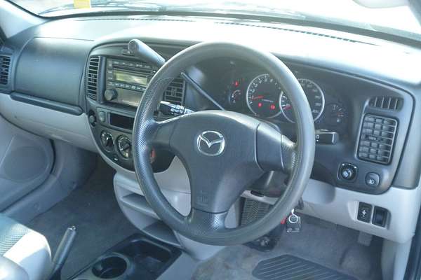 2004 Mazda TRIBUTE