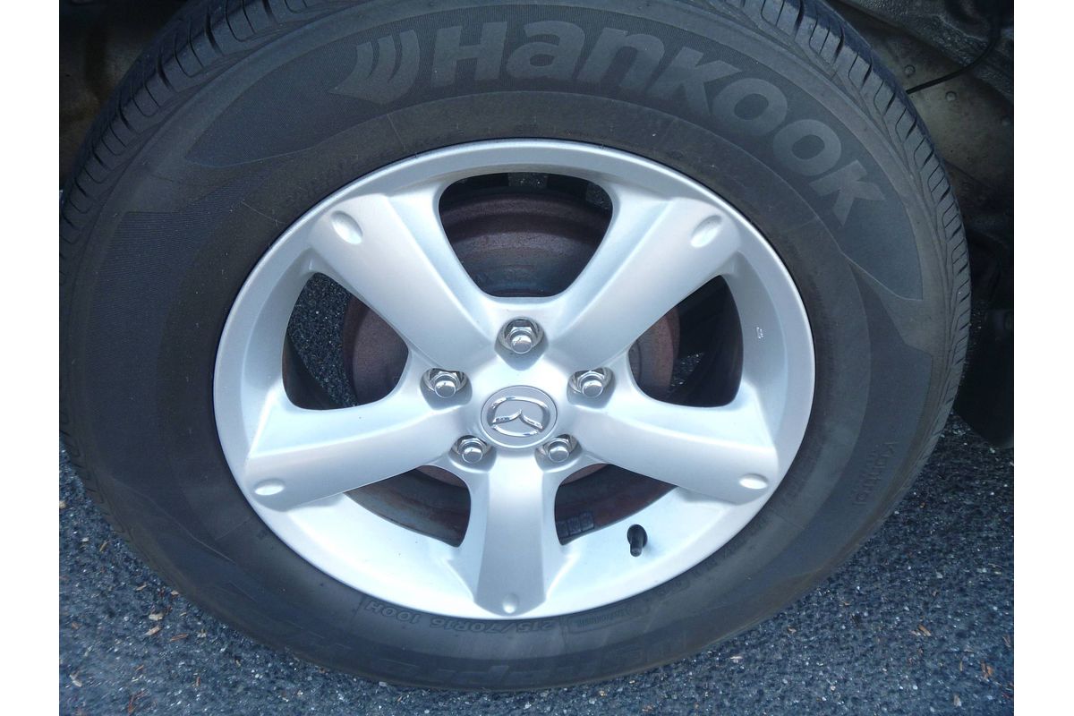 2004 Mazda TRIBUTE