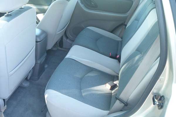 2004 Mazda TRIBUTE