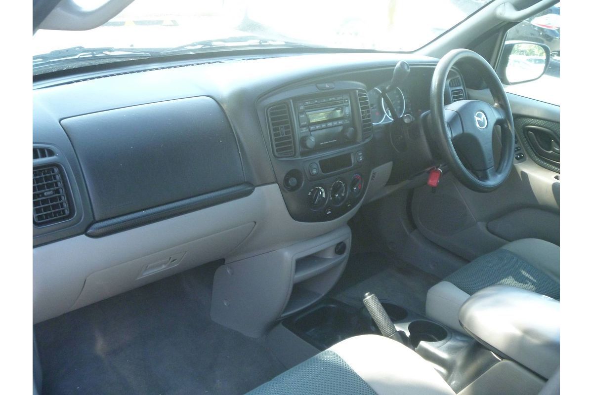 2004 Mazda TRIBUTE