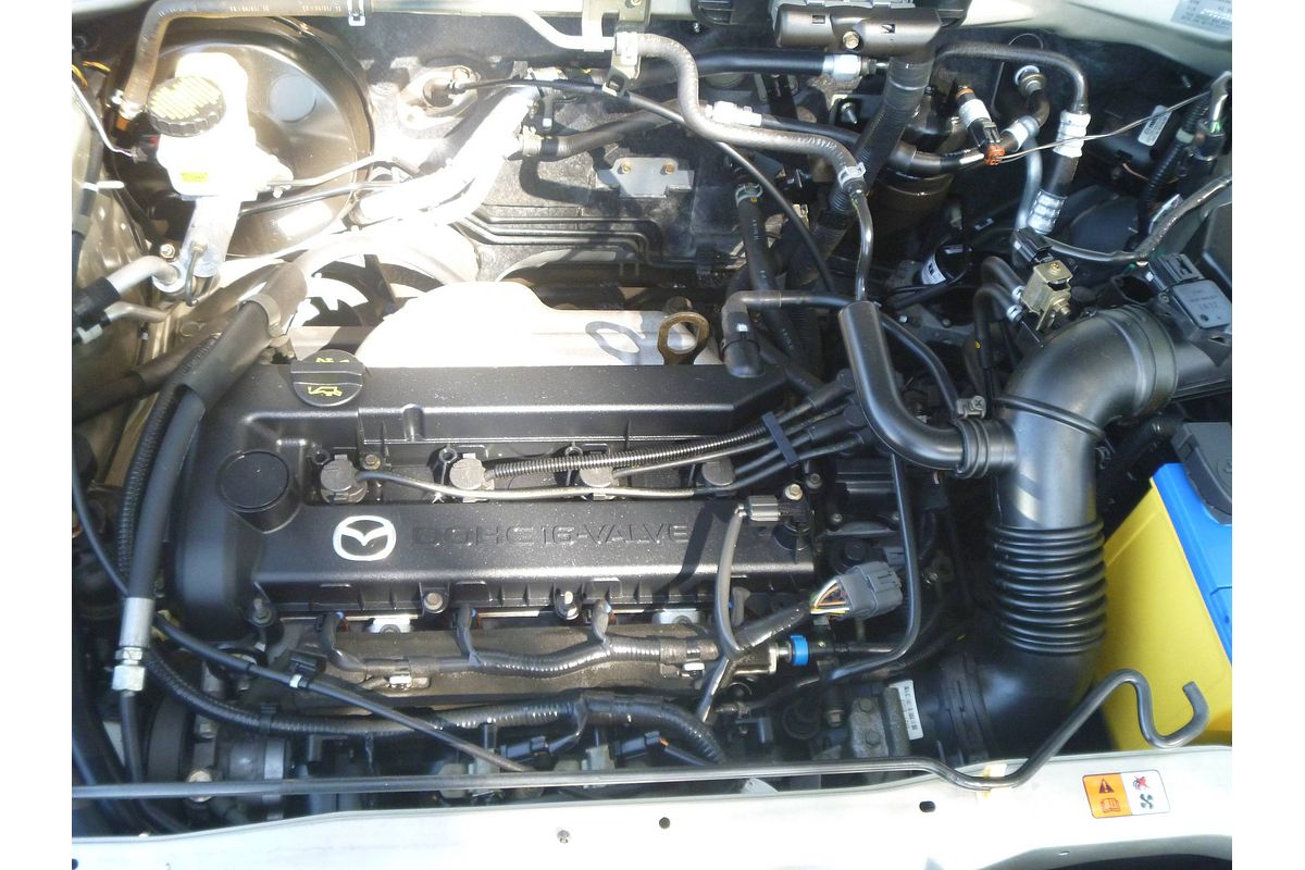 2004 Mazda TRIBUTE