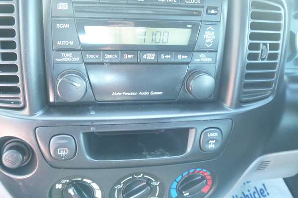 2004 Mazda TRIBUTE