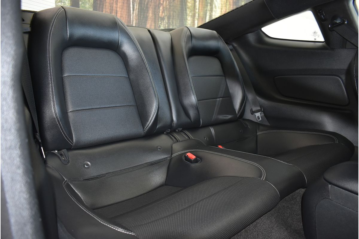 2017 Ford Mustang FM