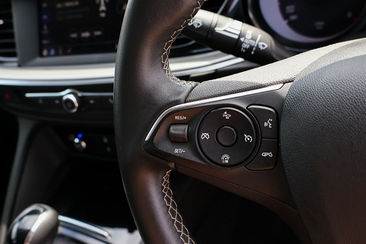2020 Holden Commodore LT ZB