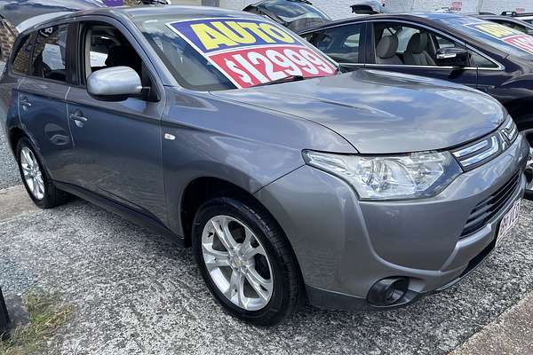 2012 Mitsubishi Outlander ES ZJ