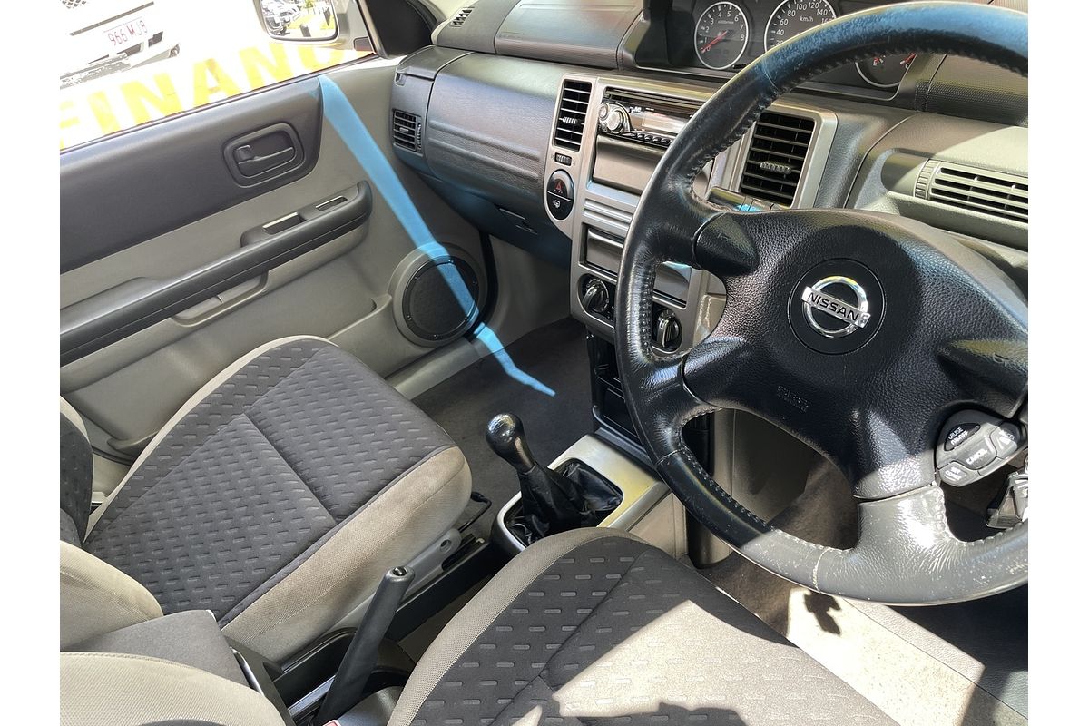 2005 Nissan X-TRAIL ST T30 II