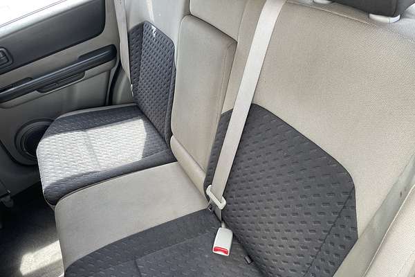 2005 Nissan X-TRAIL ST T30 II