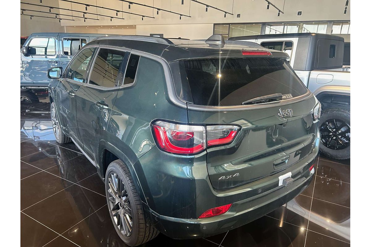 2023 Jeep Compass S-Limited M6