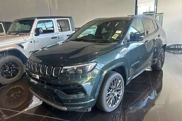 2023 Jeep Compass S-Limited M6