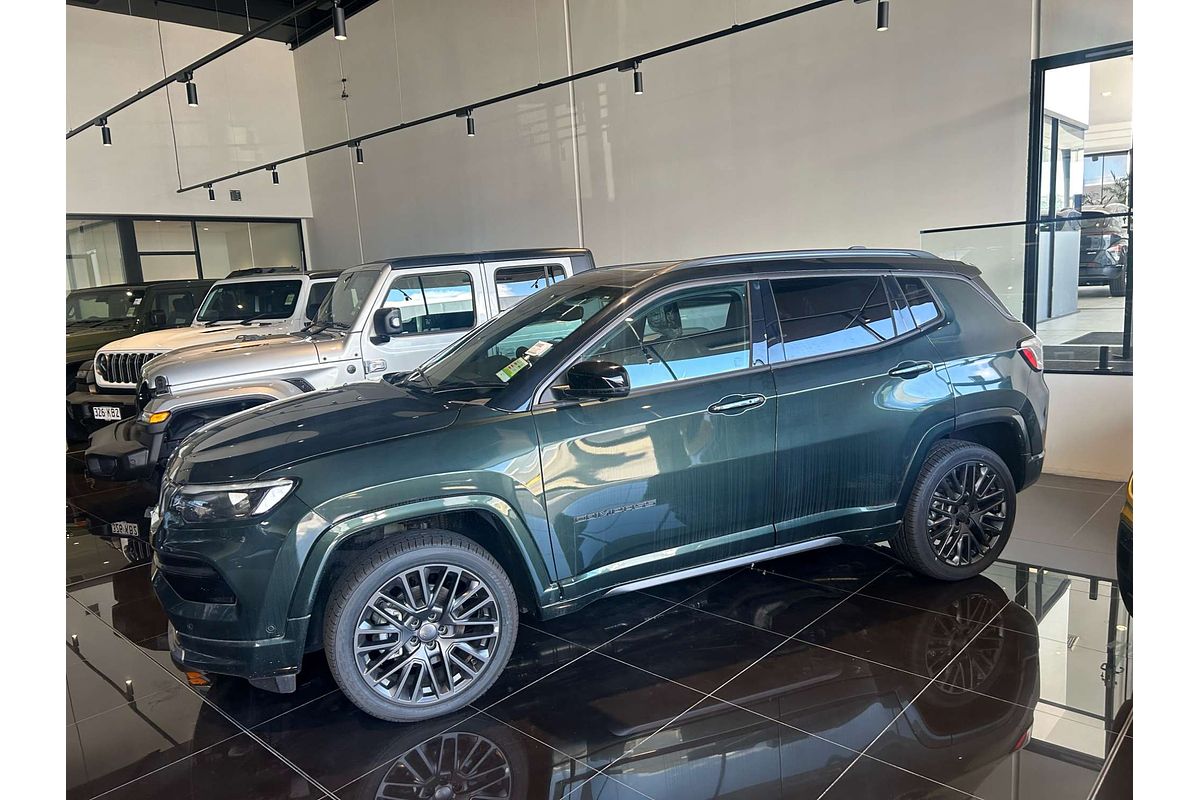 2023 Jeep Compass S-Limited M6