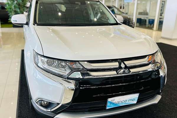 2016 Mitsubishi Outlander LS Safety Pack ZK