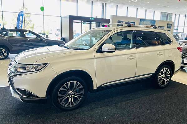 2016 Mitsubishi Outlander LS Safety Pack ZK