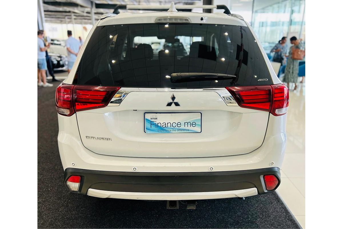 2016 Mitsubishi Outlander LS Safety Pack ZK