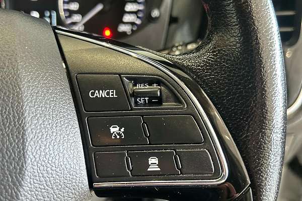 2016 Mitsubishi Outlander LS Safety Pack ZK