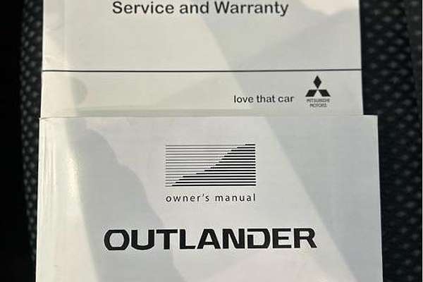 2016 Mitsubishi Outlander LS Safety Pack ZK