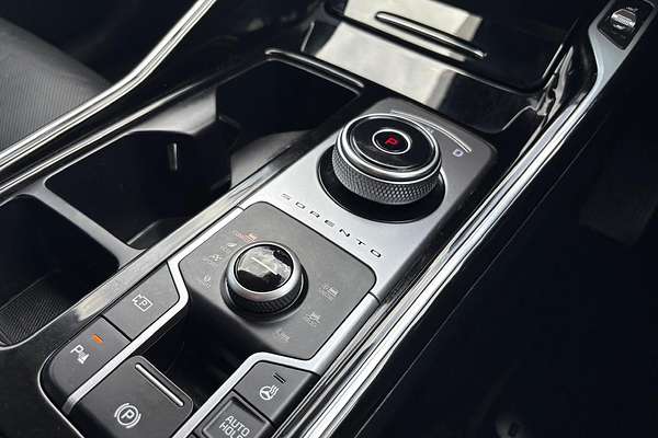 2022 Kia Sorento GT-Line MQ4