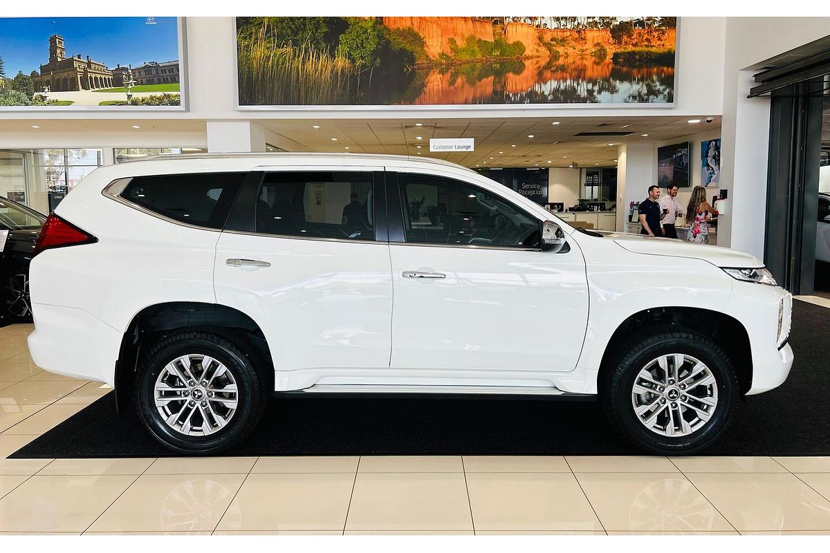 2023 Mitsubishi Pajero Sport GLX QF