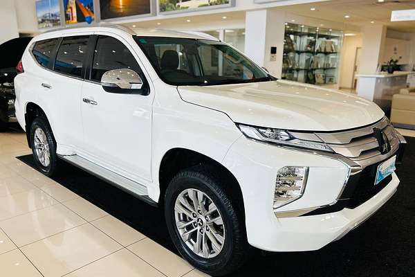 2023 Mitsubishi Pajero Sport GLX QF
