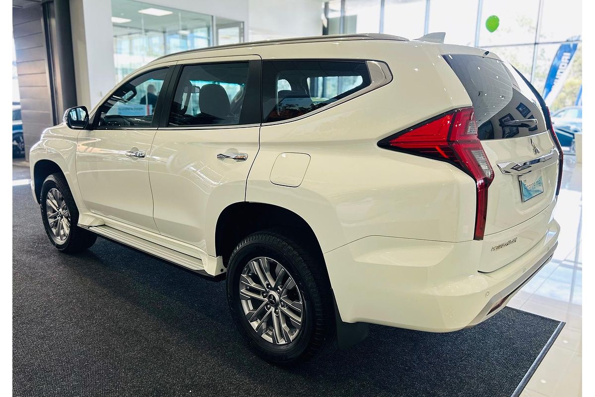2023 Mitsubishi Pajero Sport GLX QF