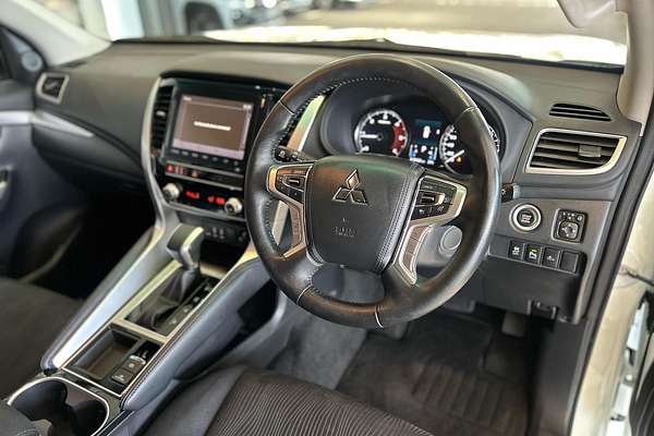 2023 Mitsubishi Pajero Sport GLX QF