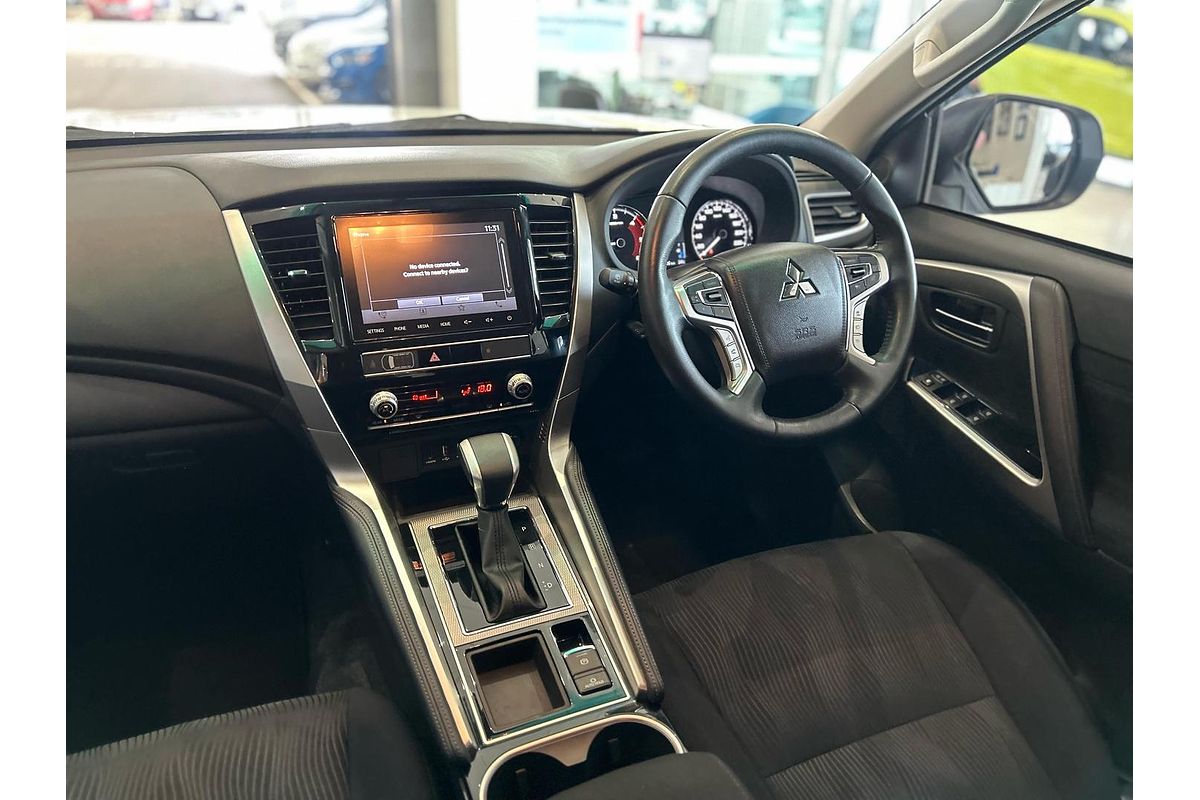 2023 Mitsubishi Pajero Sport GLX QF