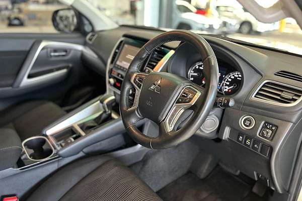 2023 Mitsubishi Pajero Sport GLX QF