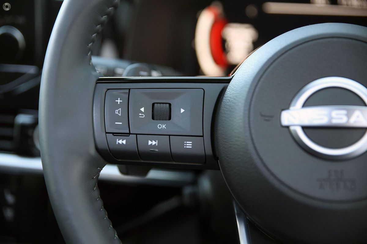 2023 Nissan Pathfinder Ti-L R53