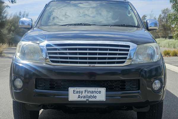2011 Toyota Hilux SR5 (4x4) GGN25R MY11 Upgrade 4X4