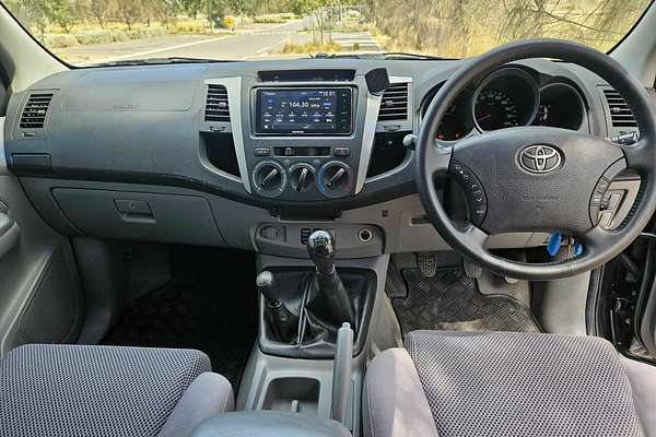 2011 Toyota Hilux SR5 (4x4) GGN25R MY11 Upgrade 4X4